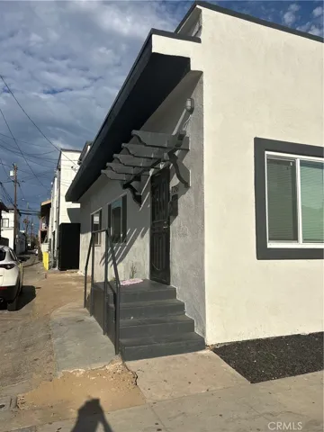 730 Atlantic Avenue, Long Beach, California 90813