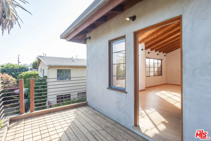 325 Indiana Avenue 4, Los Angeles, California 90291