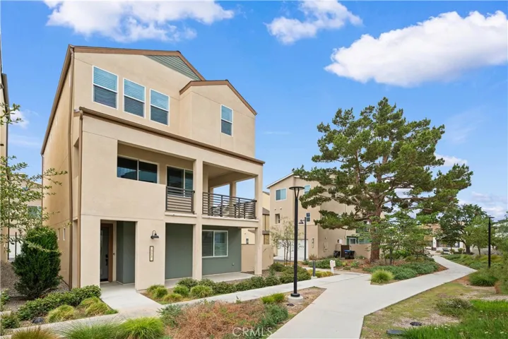 333 Baluster, Irvine, California 92618