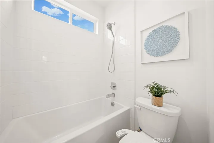 333 Baluster, Irvine, California 92618