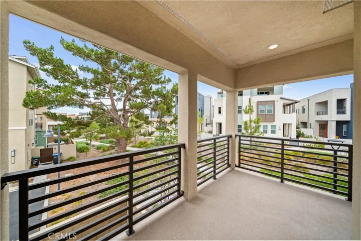 333 Baluster, Irvine, California 92618