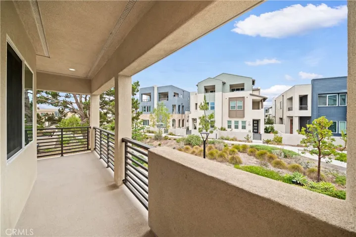 333 Baluster, Irvine, California 92618