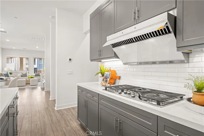333 Baluster, Irvine, California 92618