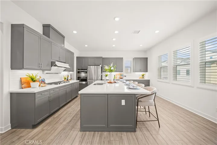 333 Baluster, Irvine, California 92618