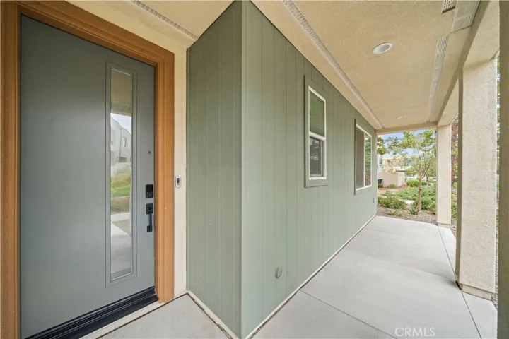 333 Baluster, Irvine, California 92618
