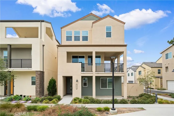 333 Baluster, Irvine, California 92618