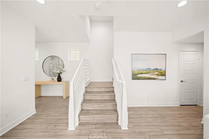 333 Baluster, Irvine, California 92618