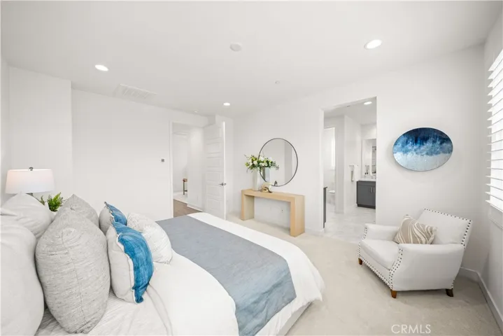 333 Baluster, Irvine, California 92618