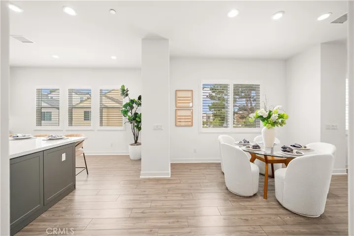 333 Baluster, Irvine, California 92618
