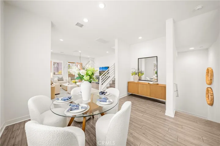 333 Baluster, Irvine, California 92618