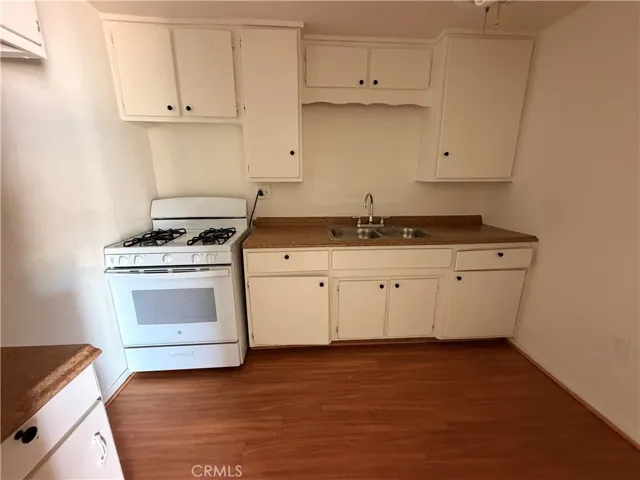 36528 Irwin B, Barstow, California 92311