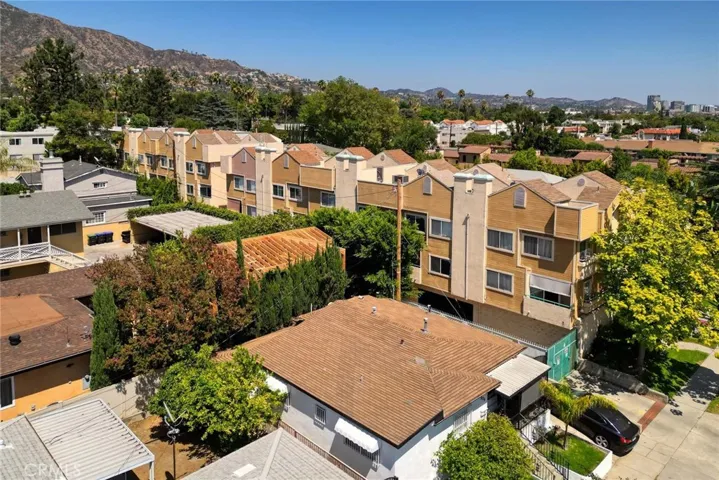 1421 5th 10, Glendale, California 91201