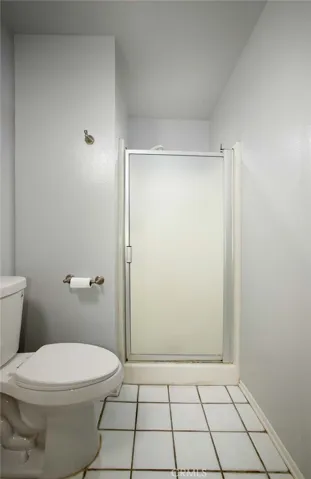 1421 5th 10, Glendale, California 91201