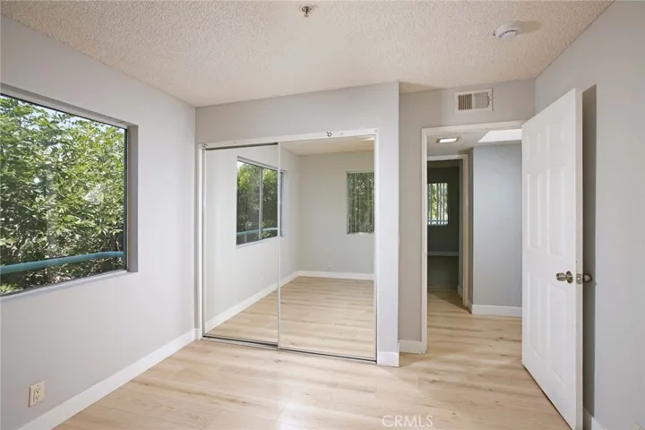 1421 5th 10, Glendale, California 91201