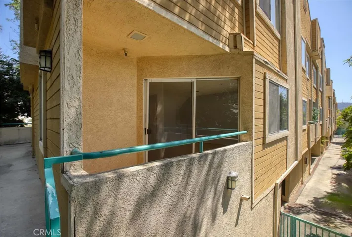 1421 5th 10, Glendale, California 91201