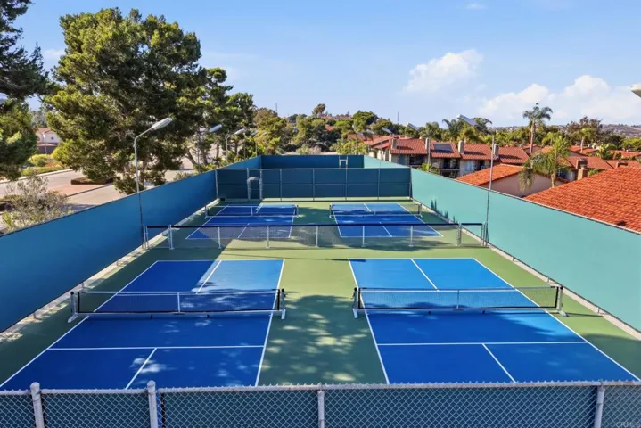 1907 Estrella De Mar Court A, Carlsbad, California 92009