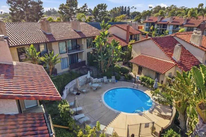 1907 Estrella De Mar Court A, Carlsbad, California 92009