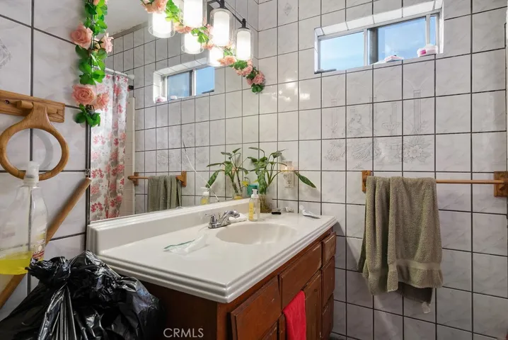 7032 Somerset, Paramount, California 90723