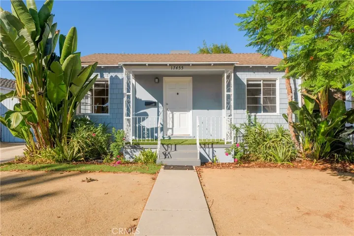 17455 Bullock Street, Encino, California 91316
