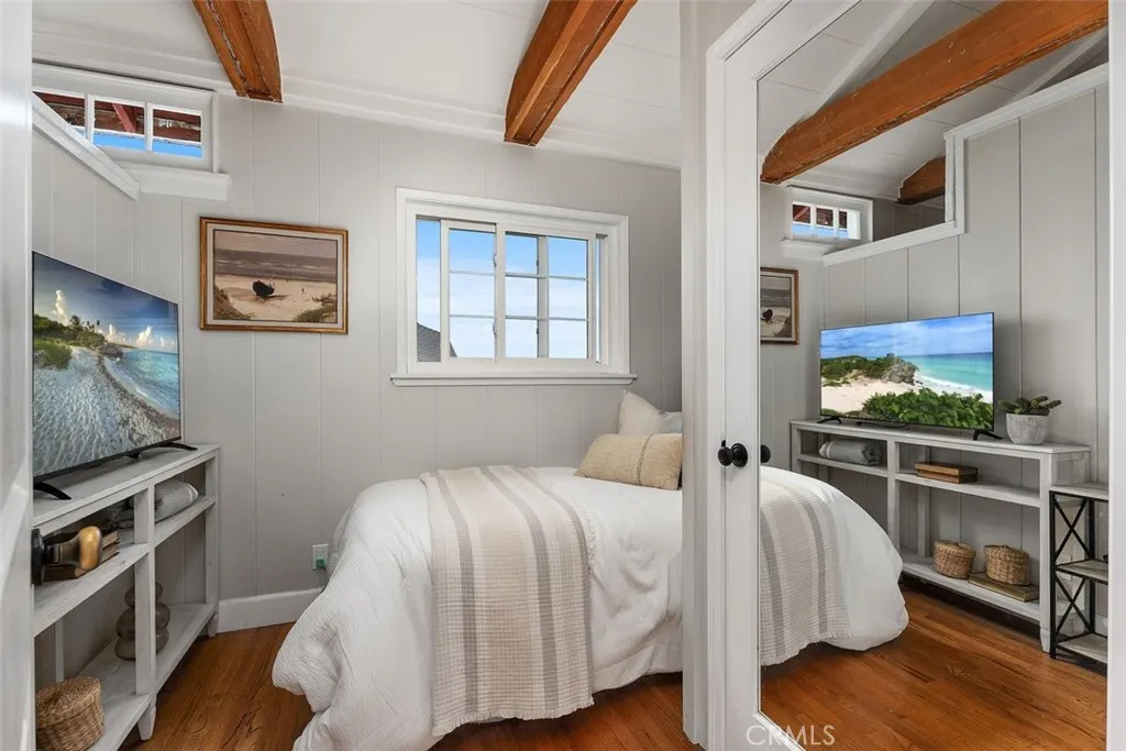 Guest bedroom #2 is similar to guest bedrooms #1. Guest bedroom #2 is similar to guest bedrooms #1.