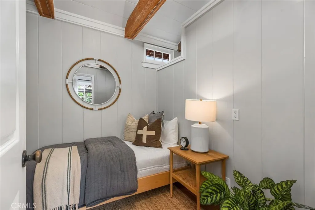 Guest bedroom #1 is perfect for children or out of town guests. Guest bedroom #1 is perfect for children or out of town guests.