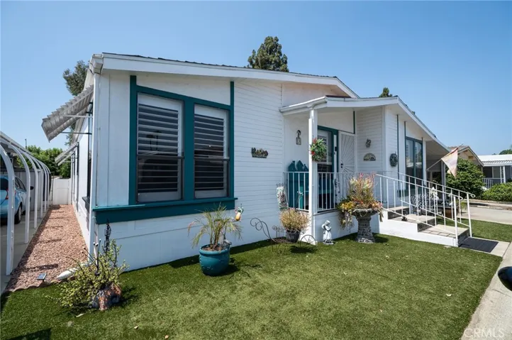 3945 Bradford Street 18, La Verne, California 91750