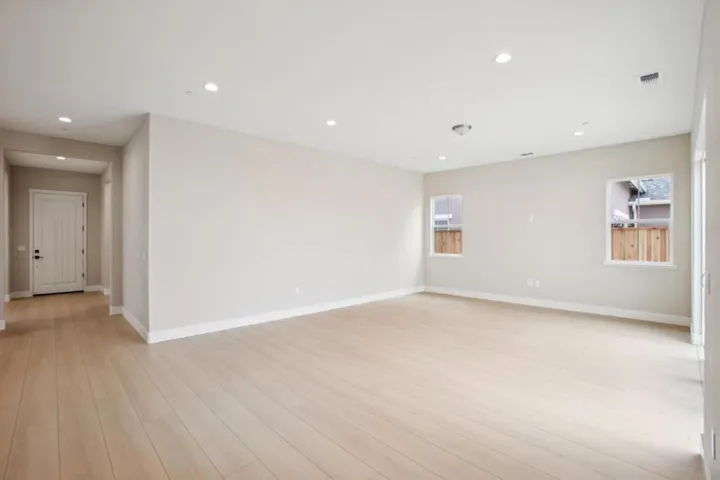 623 Santa Lucia Way, Marina, California 93933