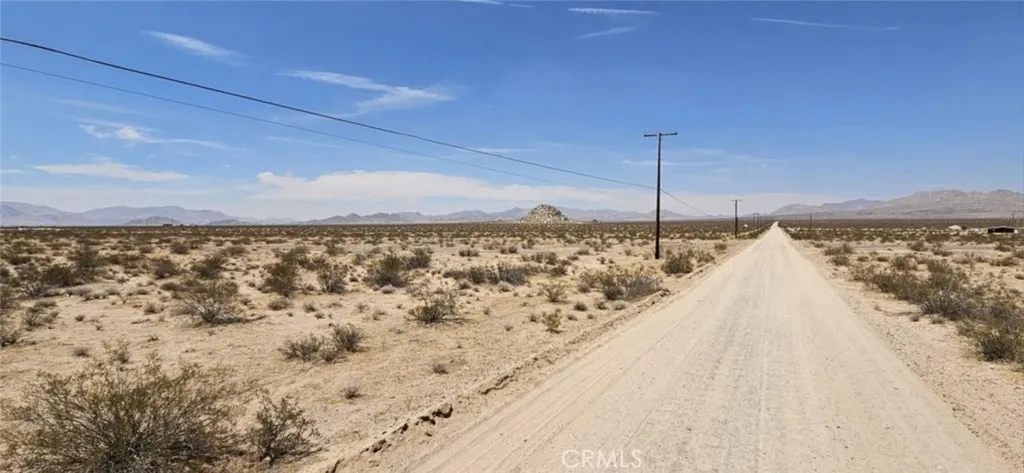 800 Stella, Lucerne Valley, California 92356 — photo 5