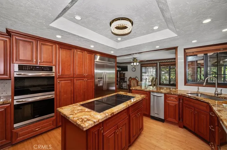 31221 Old City Creek, Running Springs, California 92382