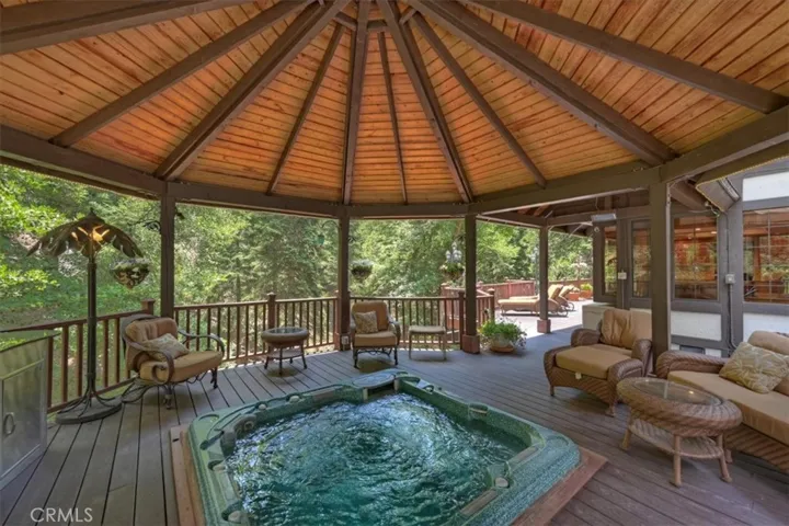 31221 Old City Creek, Running Springs, California 92382