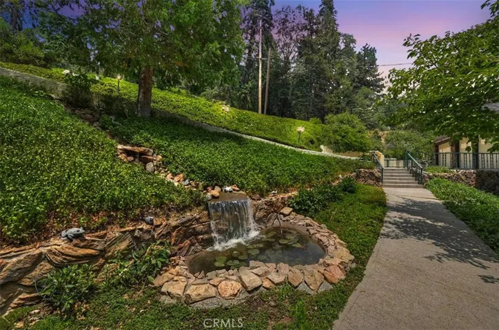 31221 Old City Creek, Running Springs, California 92382