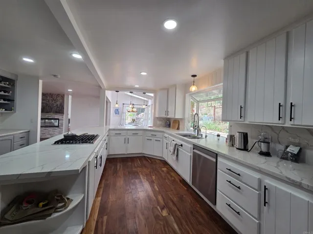 1165 Midway Dr, Alpine, California 91901