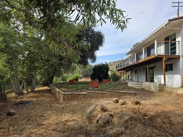 1165 Midway Dr, Alpine, California 91901