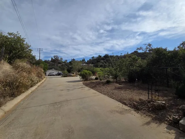 1165 Midway Dr, Alpine, California 91901