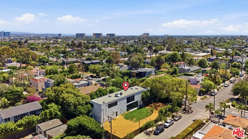 2106 Glyndon Avenue, Venice, California 90291