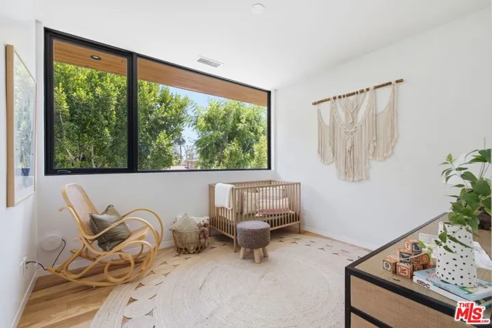 2106 Glyndon Avenue, Venice, California 90291