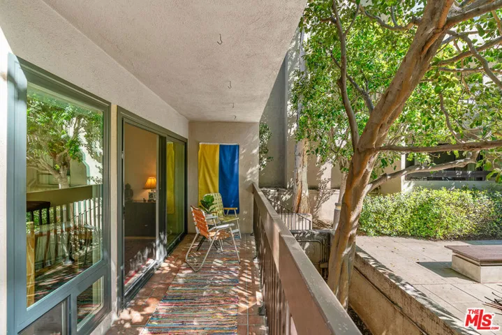 950 N Kings Road 106, West Hollywood, California 90069