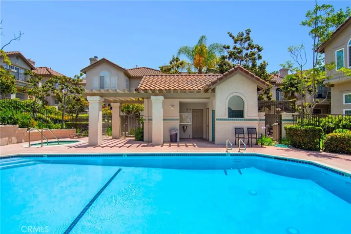 618 Warwick Avenue, Thousand Oaks, California 91360