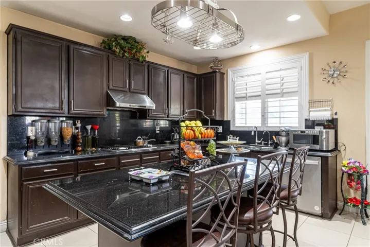 40947 Ridgegate Lane, Palmdale, California 93551