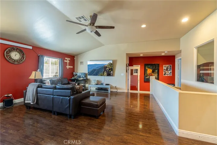 40947 Ridgegate Lane, Palmdale, California 93551