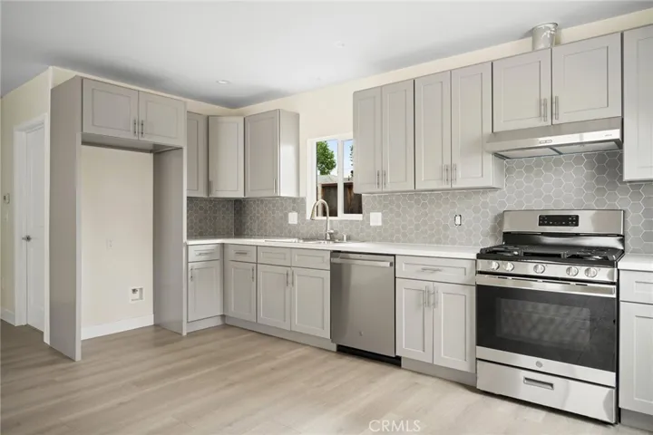 2657 N Brighton Street, Burbank, California 91504