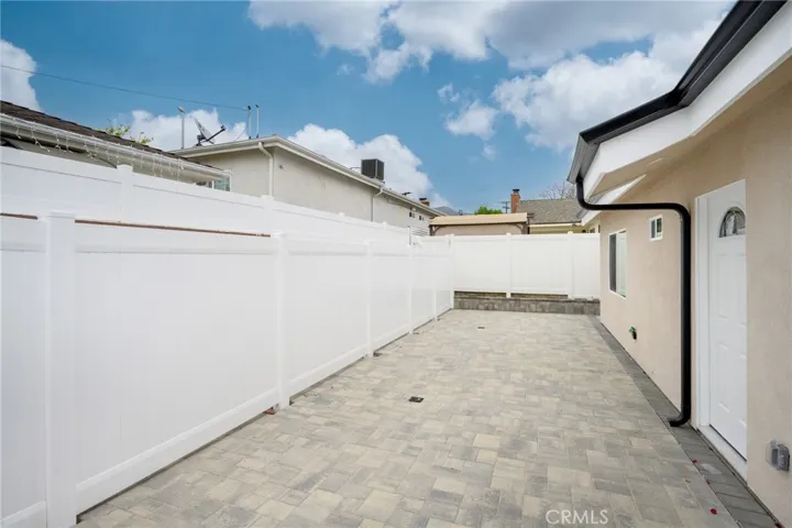 2657 N Brighton Street, Burbank, California 91504