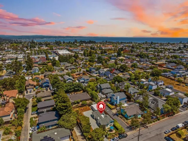 1510 Thompson Avenue, Santa Cruz, California 95062