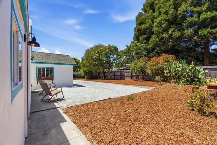 1510 Thompson Avenue, Santa Cruz, California 95062