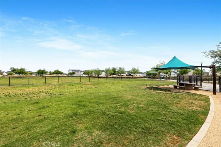 9634 Maple Terrace Lane, Shafter, California 93263