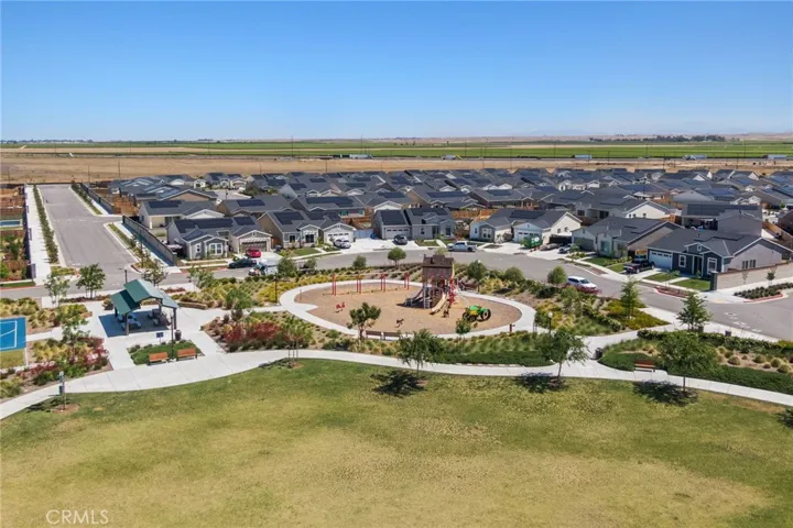 9634 Maple Terrace Lane, Shafter, California 93263