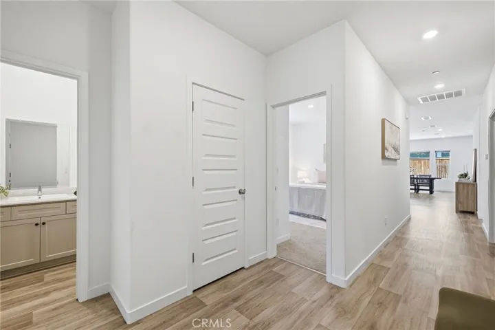 9634 Maple Terrace Lane, Shafter, California 93263