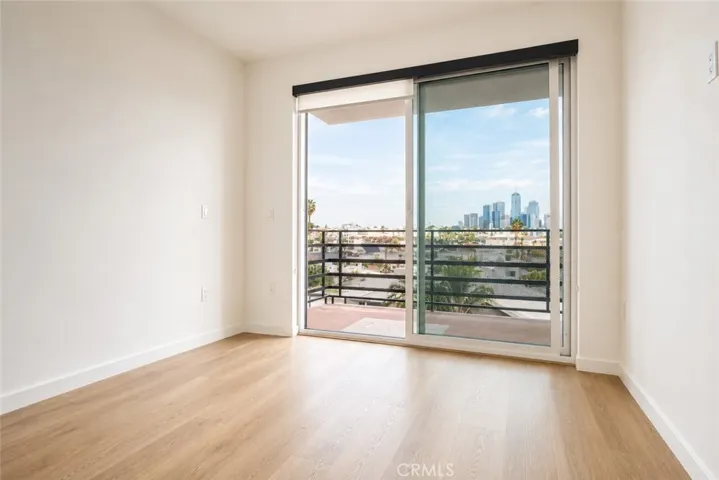 955 Fedora 408, Los Angeles, California 90006