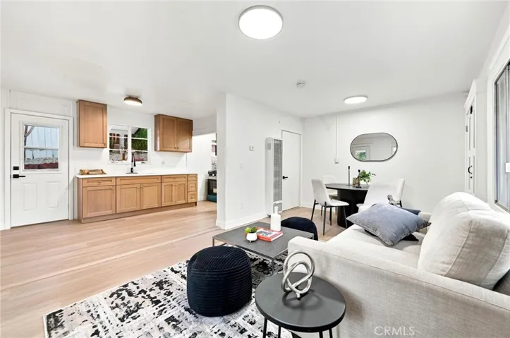 447 W Avenue 37, Los Angeles, California 90065