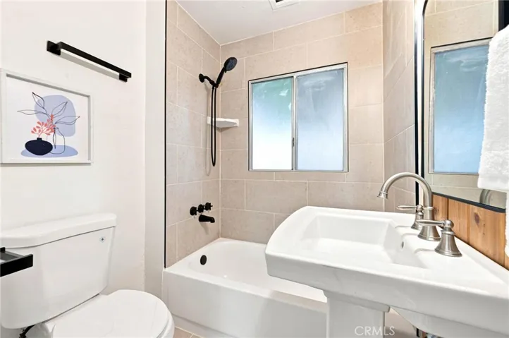 447 W Avenue 37, Los Angeles, California 90065